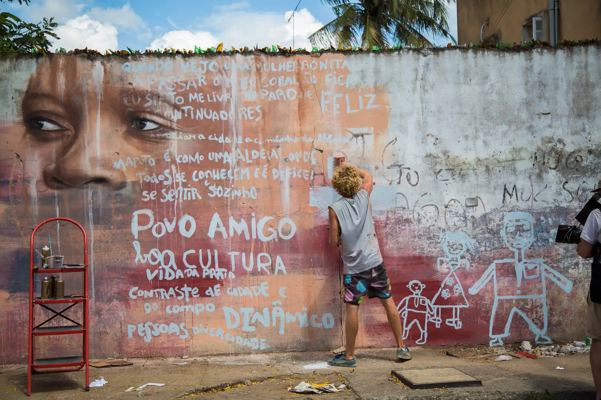 This is PERi-PERi (5)