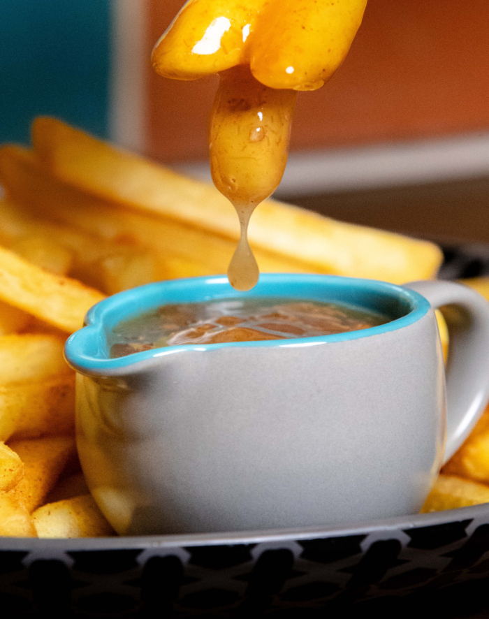 PERi chips dipped in gravy